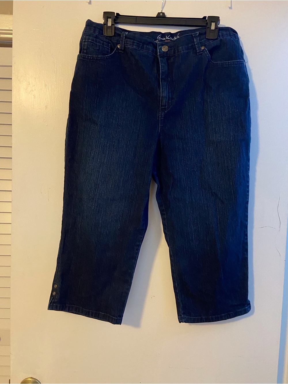 Gloria Vanderbilt Dark Indigo Cropped Jeans